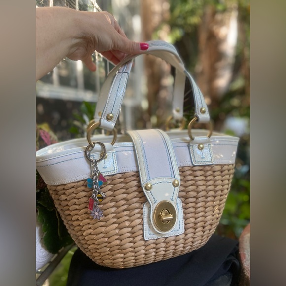 Beautiful COACH Straw Tote Bag and Multi Charm Key Chain. Like New. 🐝 - Picture 3 of 14